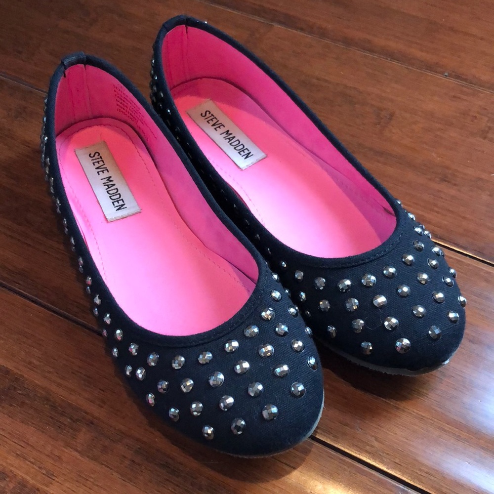 Girls Steve Madden studded flats